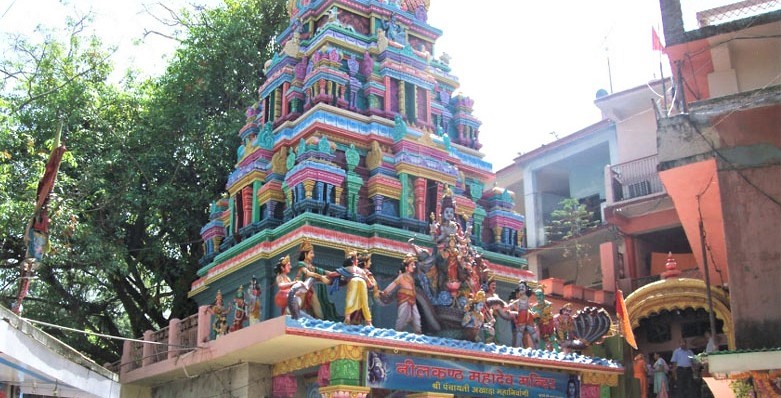 neelkanth-mahadev-temple-in-rishikesh-india